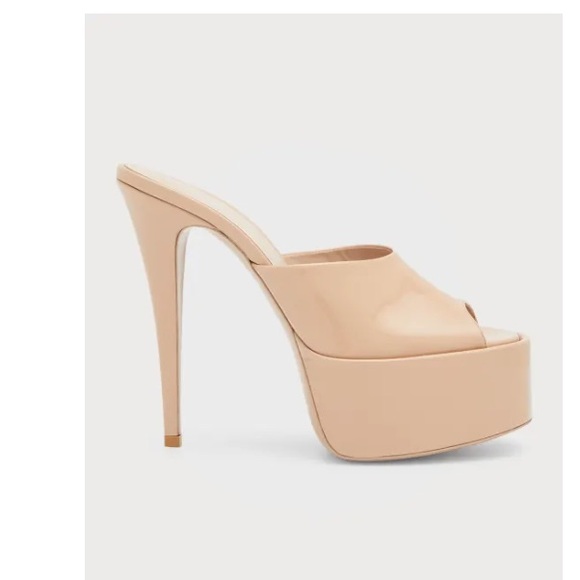 NIB Paris Texas Marina Patent Leather Platform Mule Sandals in Powder Size 8 - Picture 2 of 15